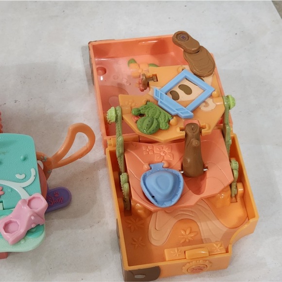 LPS LITTLEST PET SHOP 2006 Teeniest Pop Open Playground Playset #71421 mini dese - Picture 3 of 6